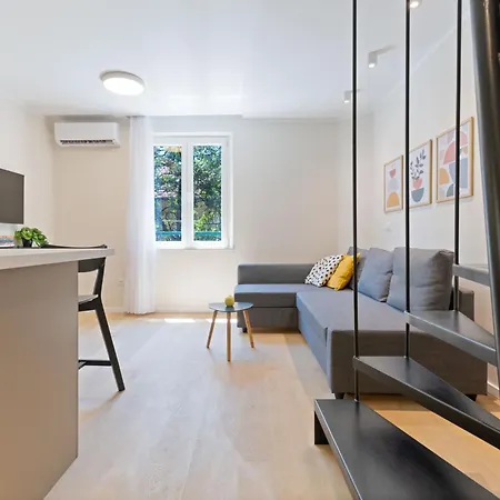 Brand New 2024 Garden View Appartamento Spalato